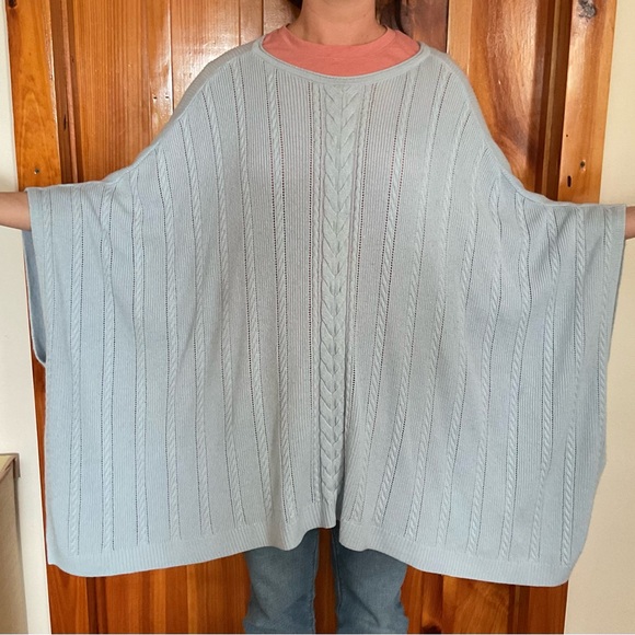 BROOKS BROTHERS Soft Cable Knit Light Blue Wool Poncho Sweater One Size - Picture 6 of 8